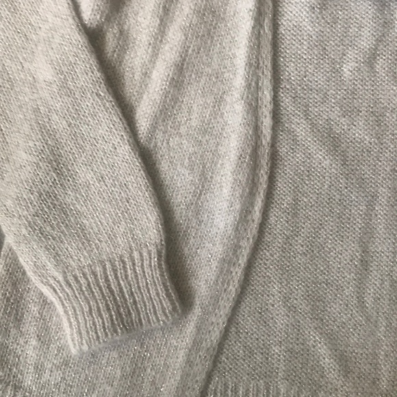 Sweater - Picture 4 of 5